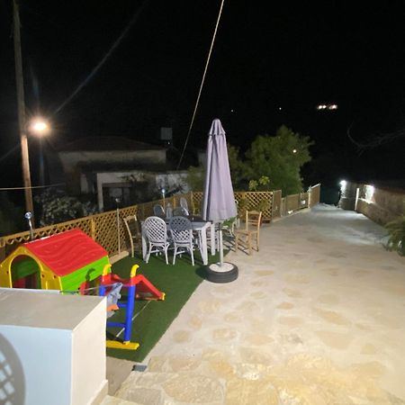 Casa Di Fragkiskos. Ένα Σπίτι Μέσα Στη Φύση. Villa Kondomarion Esterno foto