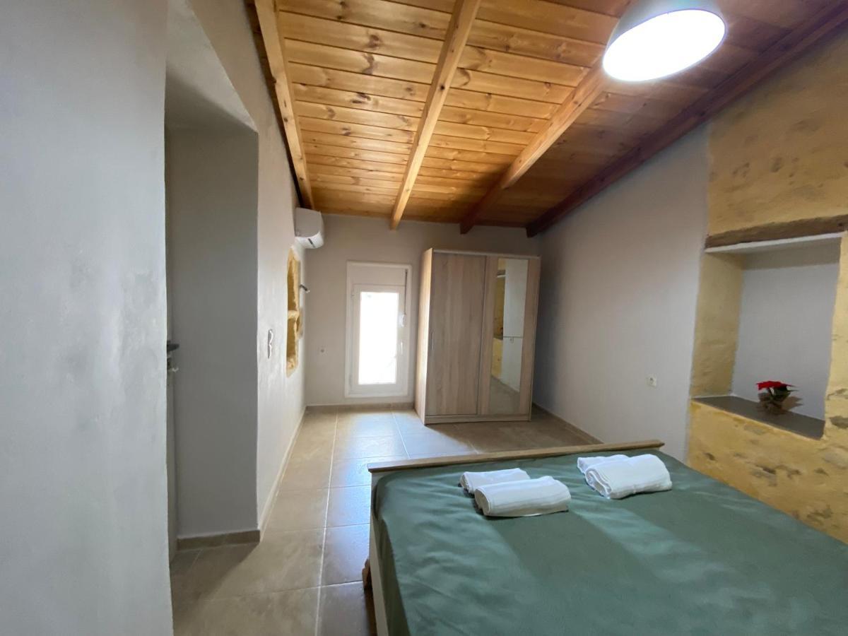 Casa Di Fragkiskos. Ένα Σπίτι Μέσα Στη Φύση. Villa Kondomarion Esterno foto