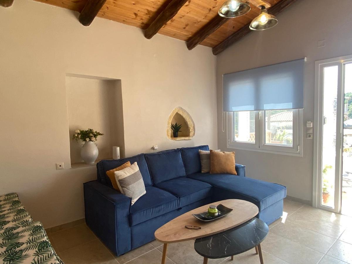Casa Di Fragkiskos. Ένα Σπίτι Μέσα Στη Φύση. Villa Kondomarion Esterno foto
