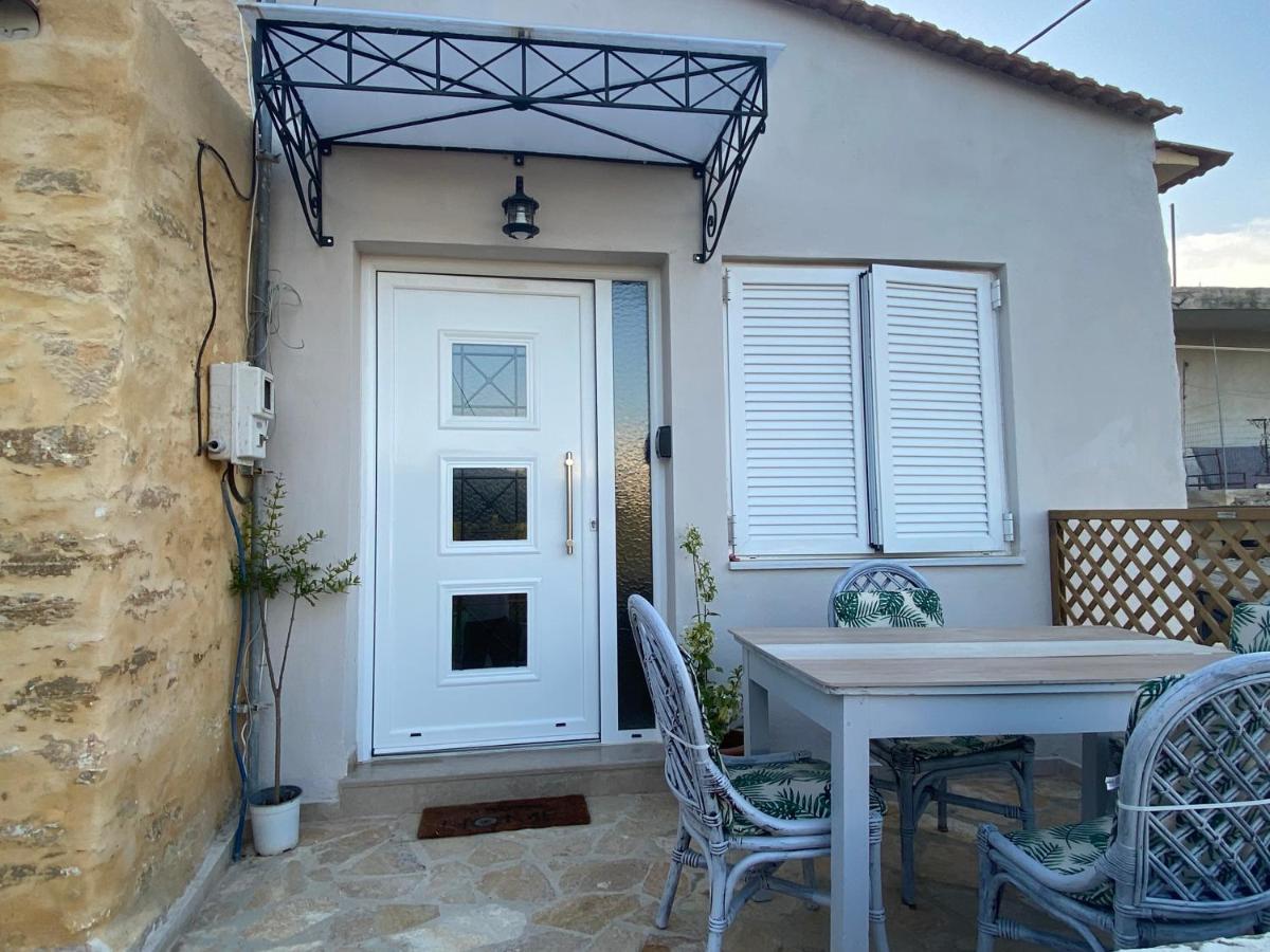 Casa Di Fragkiskos. Ένα Σπίτι Μέσα Στη Φύση. Villa Kondomarion Esterno foto