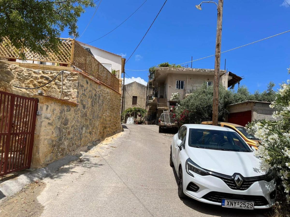 Casa Di Fragkiskos. Ένα Σπίτι Μέσα Στη Φύση. Villa Kondomarion Esterno foto